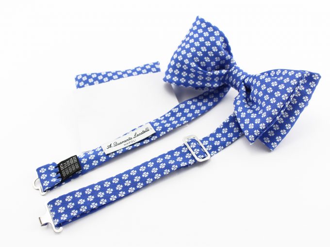 Silk bow tie with pocket handkerchief