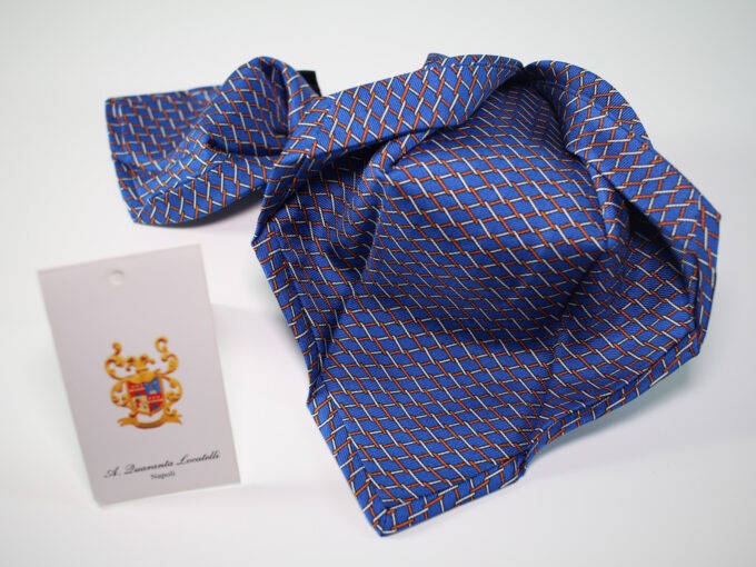 Seven fold silk tie