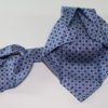 Cravatta sette pieghe in seta twill blu