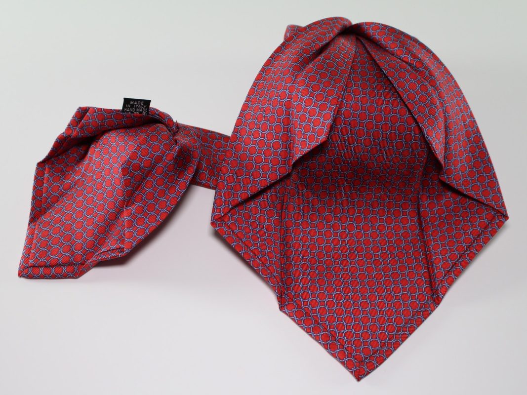 Cravatta sette pieghe in seta twill rossa
