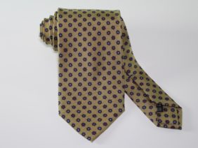 Cravatta tre pieghe in seta twill