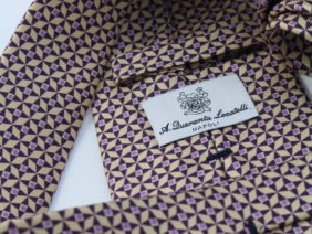 Seven fold silk tie