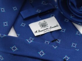 Seven fold tie
