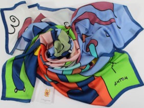 Silk scarf 140x140 Marzo Pazzerello by Antoh Mansueto