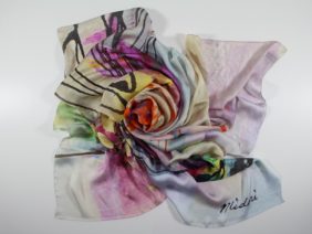 Foulard 140x140 Contained Whirlwind by Midori Mccabe