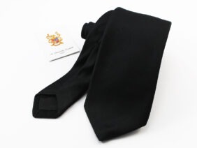 Silk tie