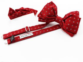 Papillon in seta con pochette da taschino