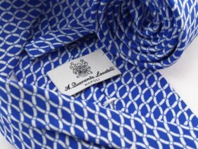 Seven fold tie
