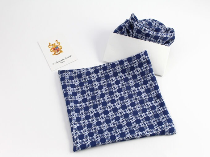 Silk pocket square