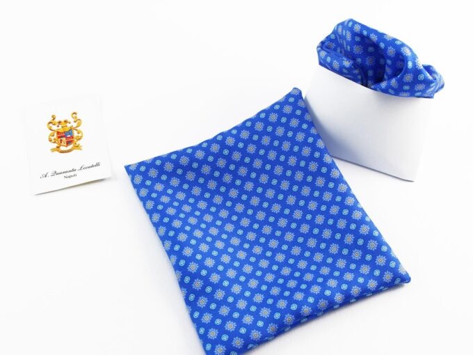 Silk pocket square