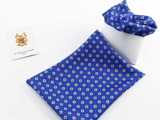 Silk pocket square