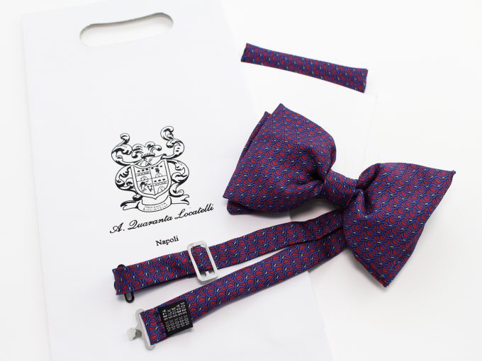 Silk bow tie with pocket handkerchief