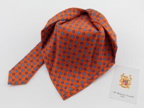 Seven fold silk tie 