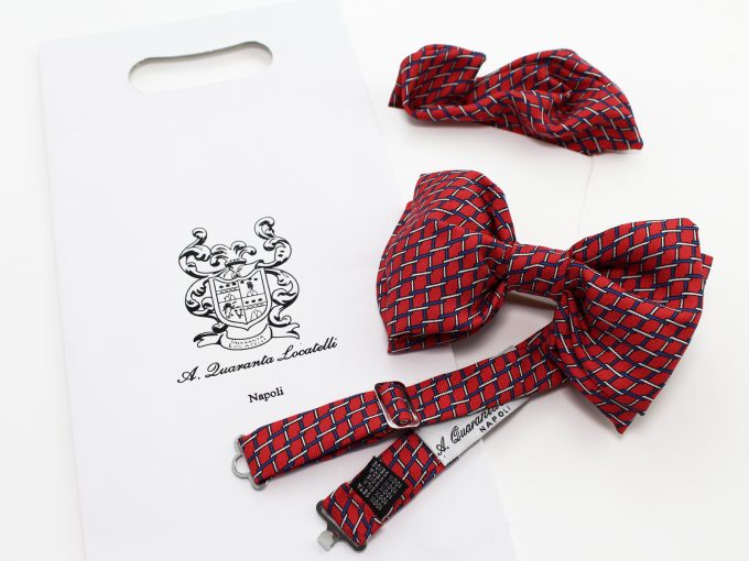 Silk bow tie with pocket square