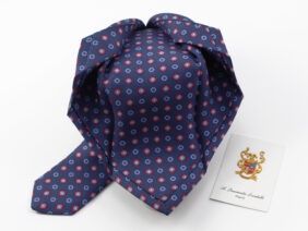 Seven fold tie