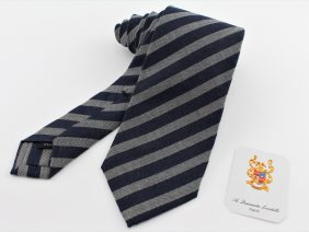 Cravatta in lana e seta