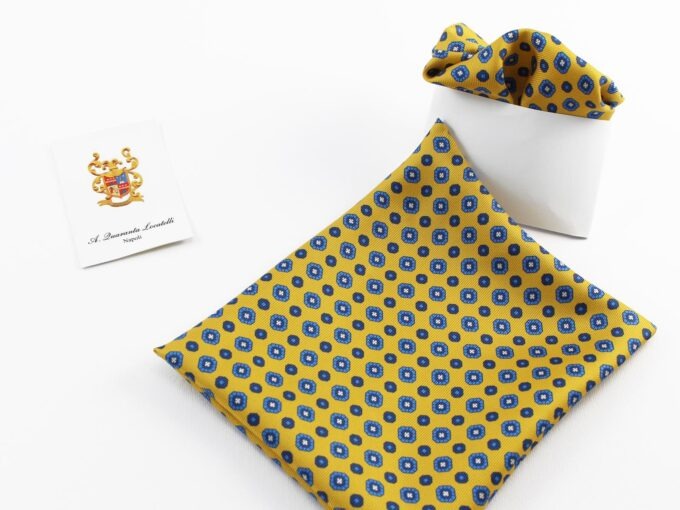 Silk pocket square