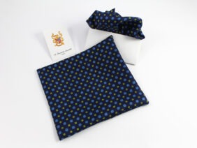 Silk pocket square