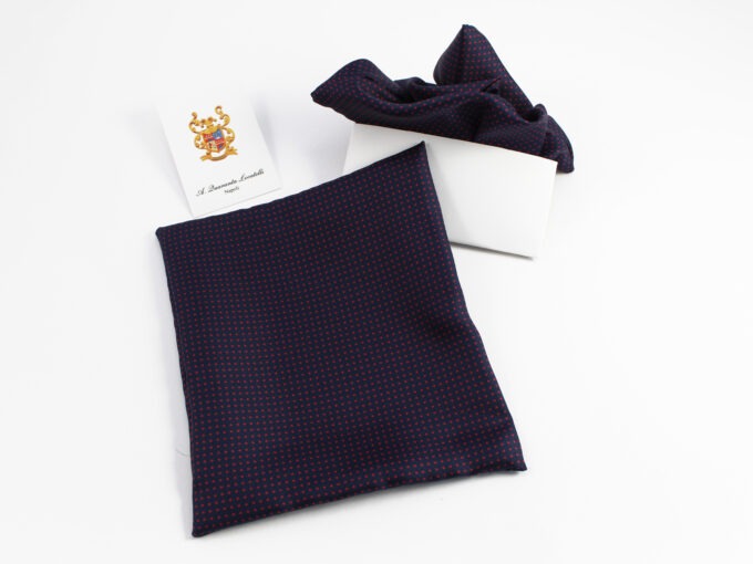 Silk pocket square